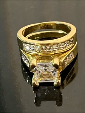 18 k gold plated Cubic Zirconia Engagement wedding  Ring Set
